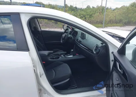 2015 Mazda Mazda3 z USA, uszkodzony, nr VIN JM1BM1U73F1268716